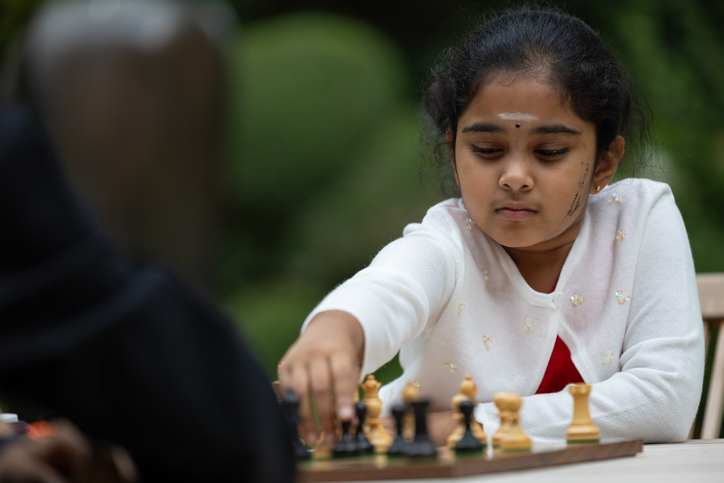 youngest-female-chess-prodigy-defeats-grandmaster